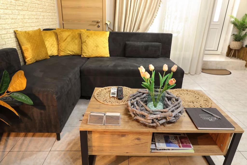 Iris Cozy House Με Ανεξάρτητη Είσοδο Daire Golos Dış mekan fotoğraf